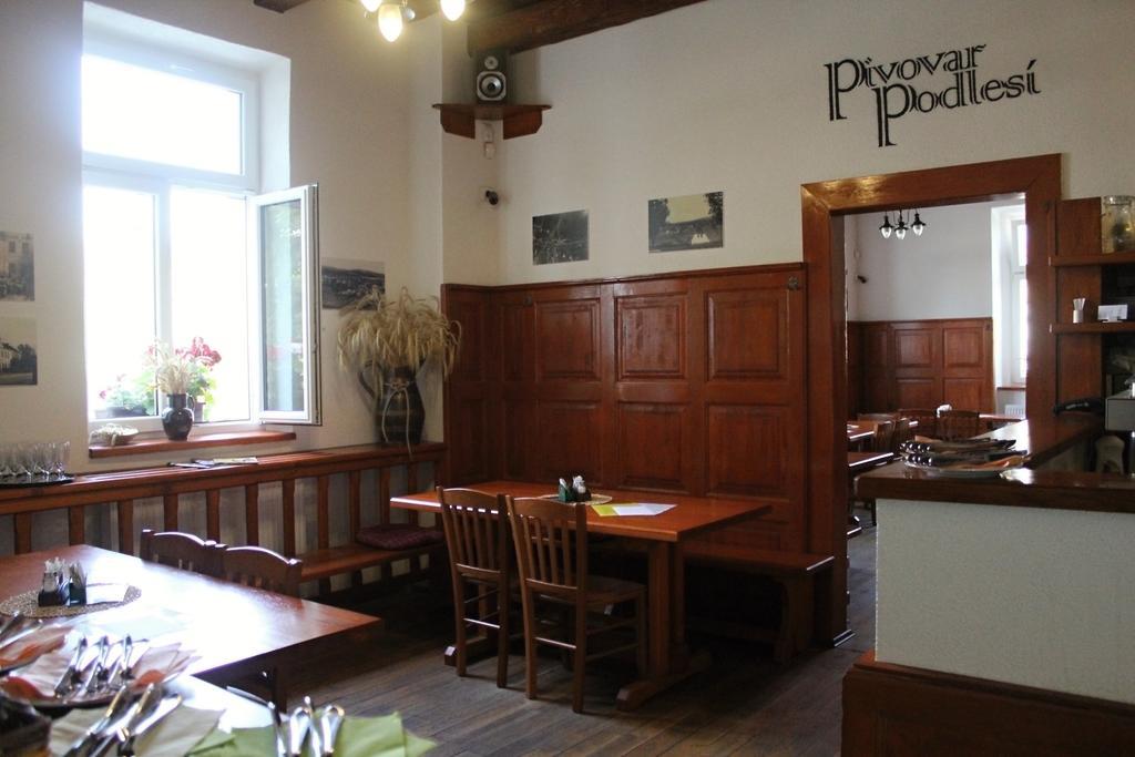 Penzion Pivovar Podlesi Pribram Bagian luar foto