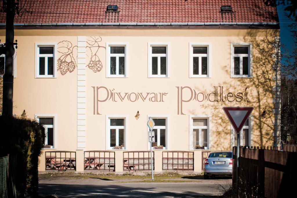Penzion Pivovar Podlesi Pribram Bagian luar foto