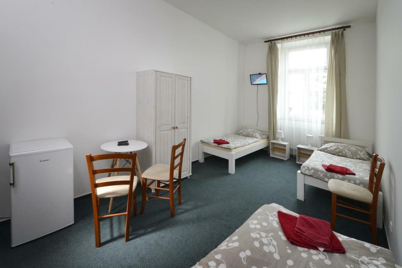 Penzion Pivovar Podlesi Pribram Bagian luar foto